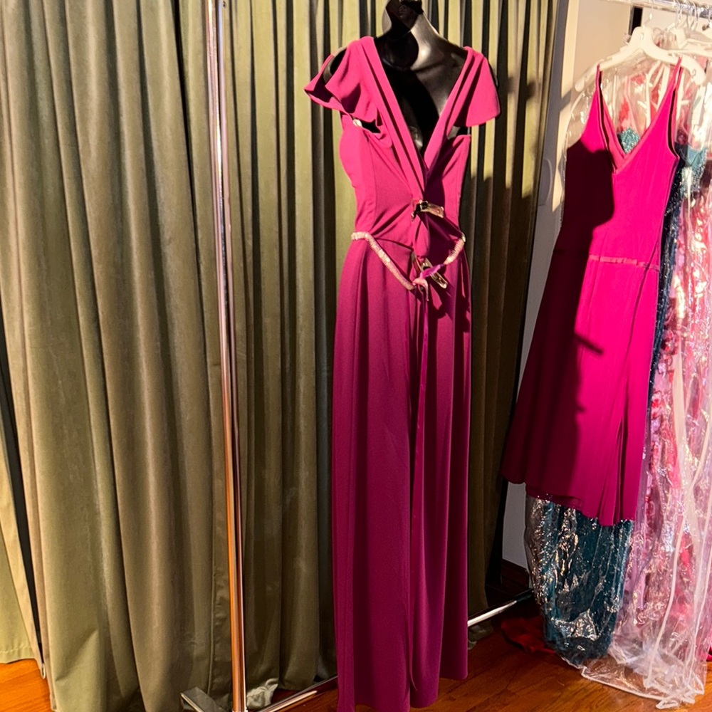 Elegant Belsoie Scarlet Evening Gown Style No. L214013 - Picture 6 of 6
